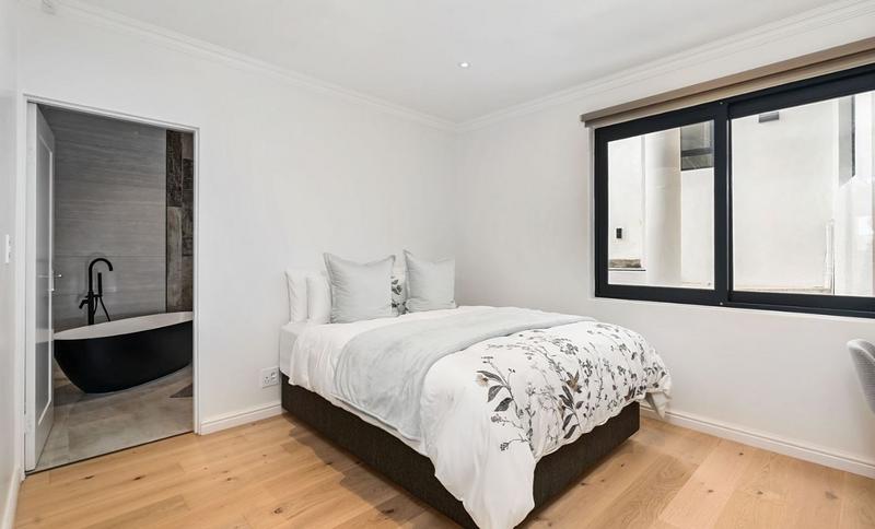 4 Bedroom Property for Sale in Camps Bay Western Cape